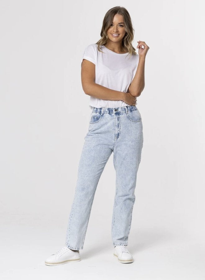 White wash hot sale mom jeans