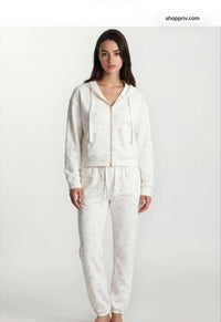 PRIV Camille Leisure Set