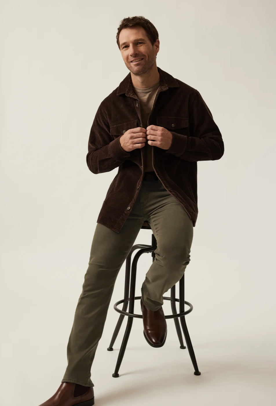Corduroy Overshirt in Chocolate Brown