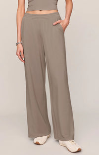 Z SUPPLY In Transit Modal Pant and Gate Check Modal Sweatshirt Set