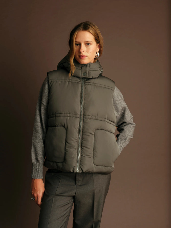 Travis puffer vest
