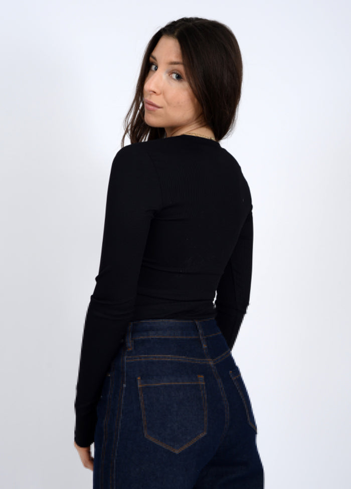 Helane Longsleeve Henley Top
