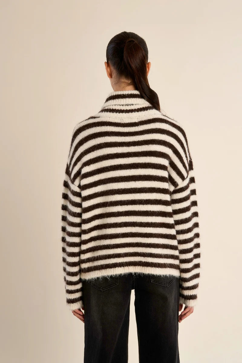 MOLLY BRACKEN - Stripped Turtle Neck - White & Brown