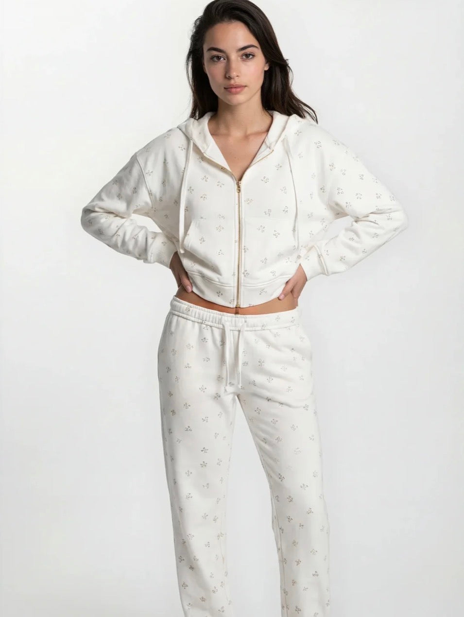 PRIV Camille Leisure Set