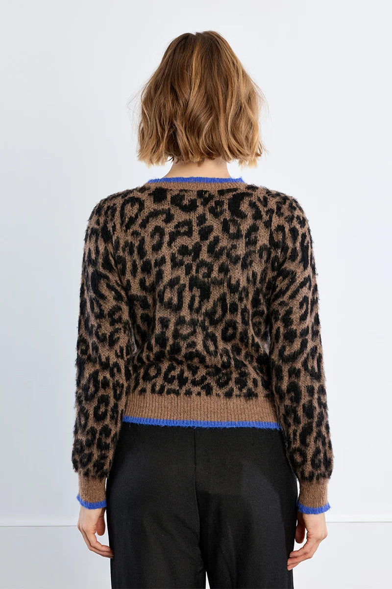 MOLLY BRACKEN Leopard Knit Sweater