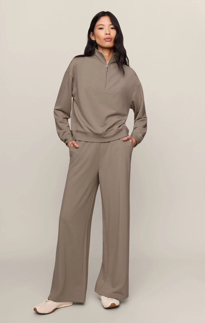 Z SUPPLY In Transit Modal Pant and Gate Check Modal Sweatshirt Set