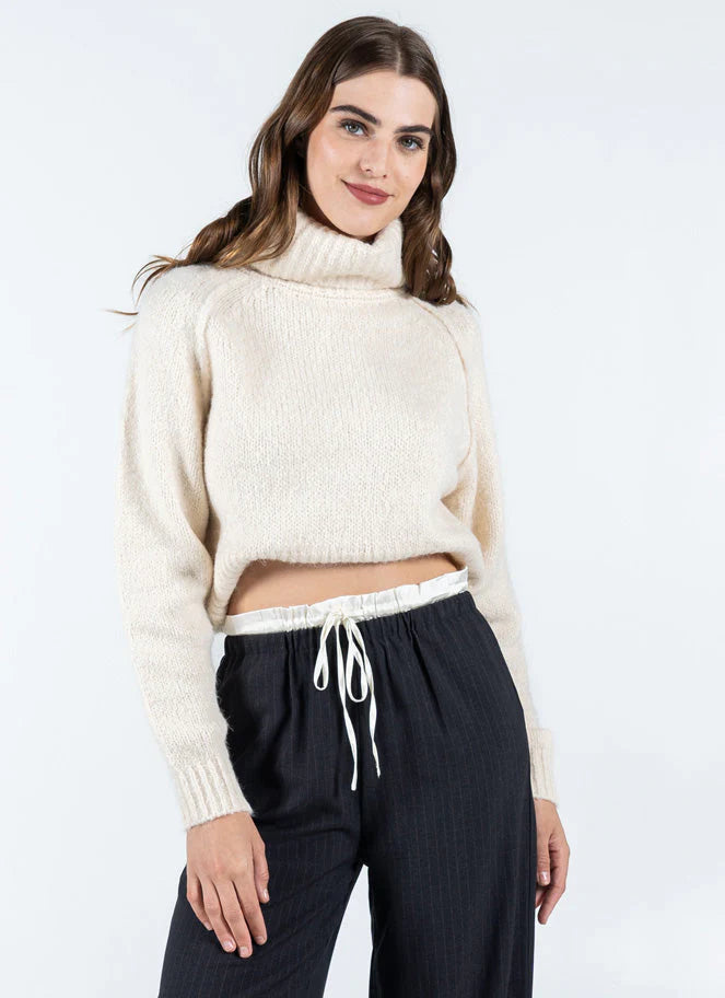 Crop Turtle Neck Sweater - Cream