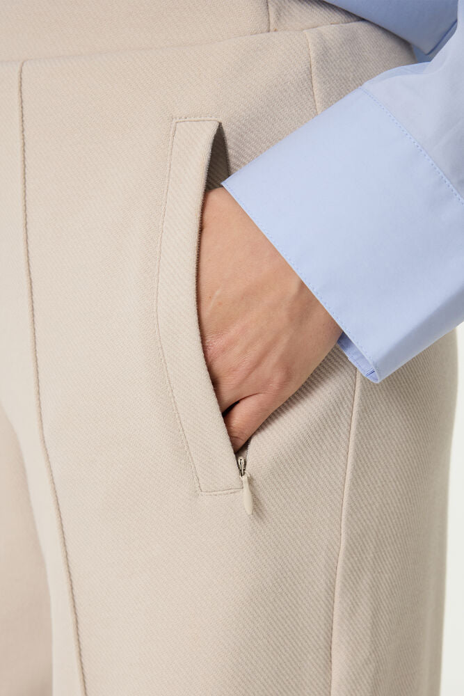 GARCIA Beige Sweat Suit