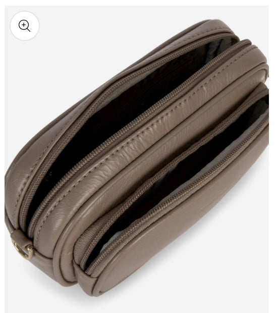 SOLEIL VEGAN CROSSBODY BAG - THEME