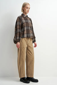 ASTRID - Emmerson Slim Barrel Pant - Camel