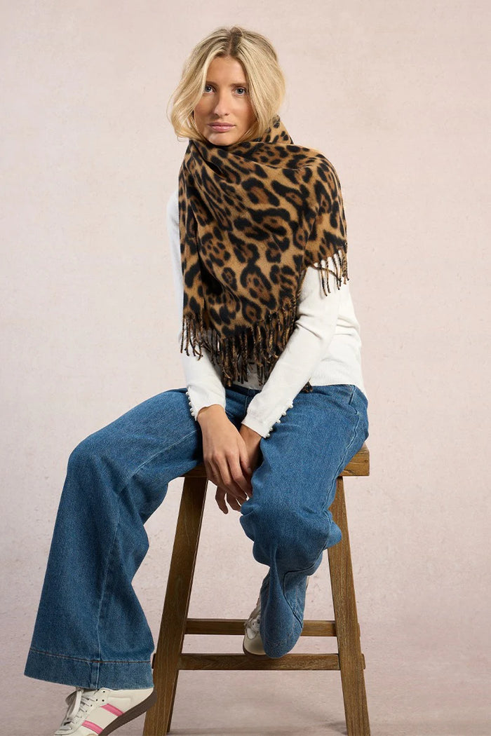 Ladies Knitted Scarf