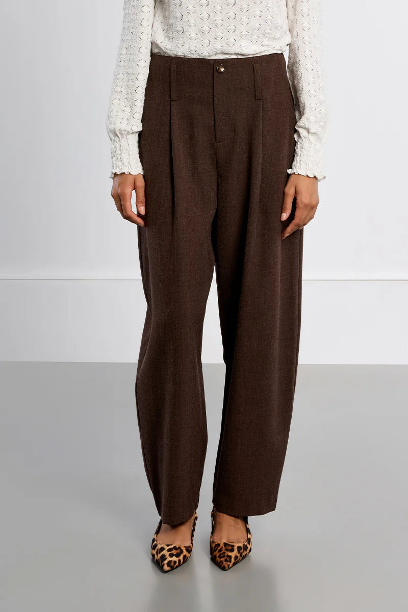 MOLLY BRACKEN Pleated Barrel Trousers - Brown