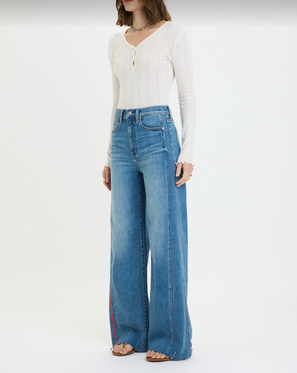 DAZE - Far Out with Seaming - Make Believe