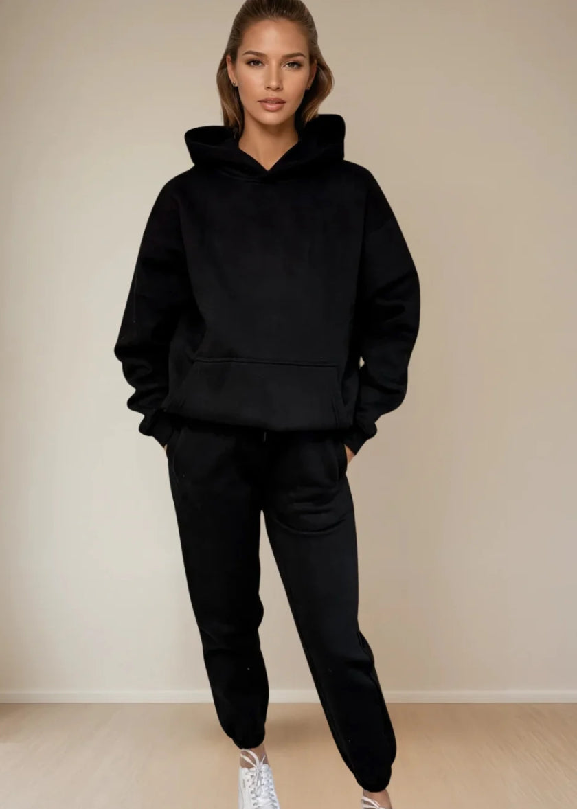 Laid Back Lounge Set in Black