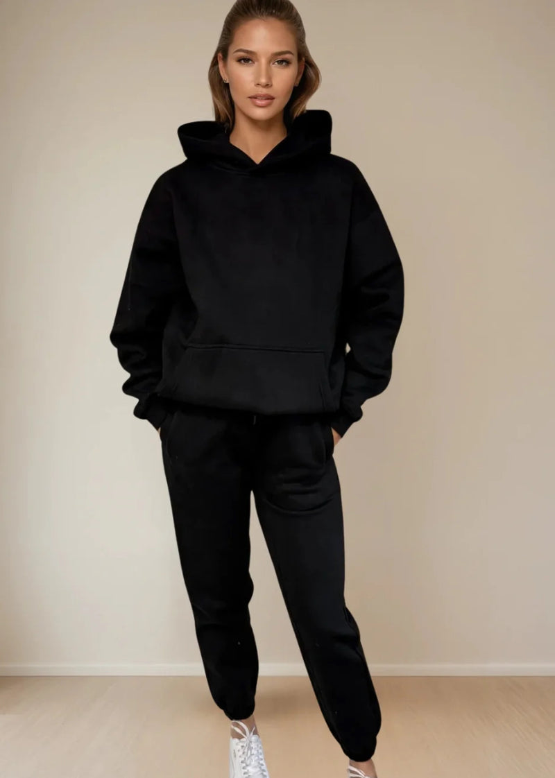 Laid Back Lounge Set in Black