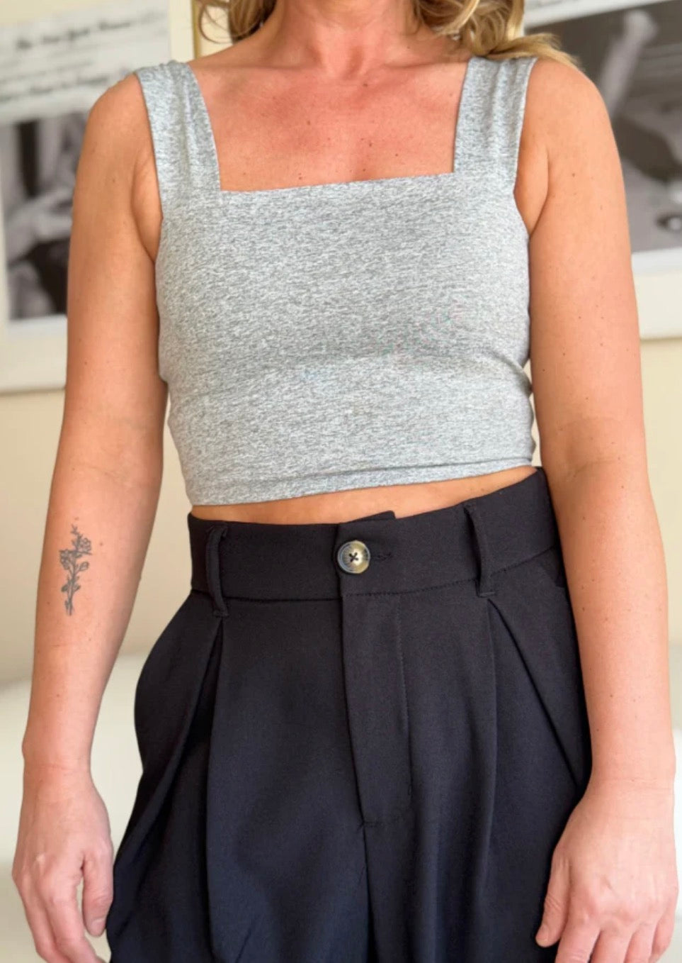 SECOND SKIN - Grey - Clare Strap Crop Top