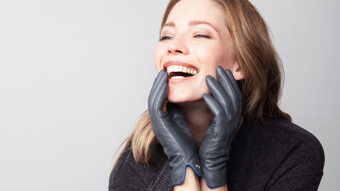 Carla Kessler Glove