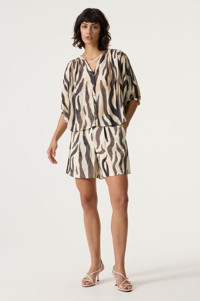 GARCIA Zebra Print Shorts