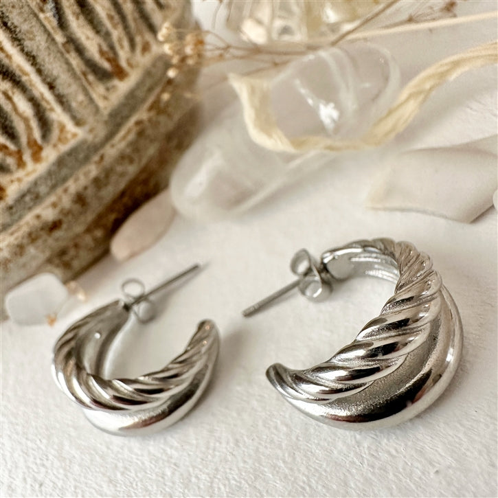 Mithra- Double Layer Twisted Hoop Earrings