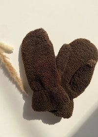 C’EST MOI Teddy Mittens - Brown