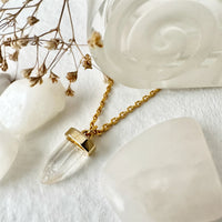 PIKA & BEAR Skeksis - Tiny Clear Gemstone Charm Necklace in Gold