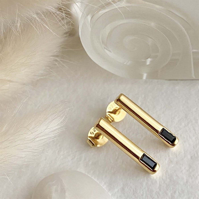Bacillus - Bar Stud Earrings with Rectangle Crystal