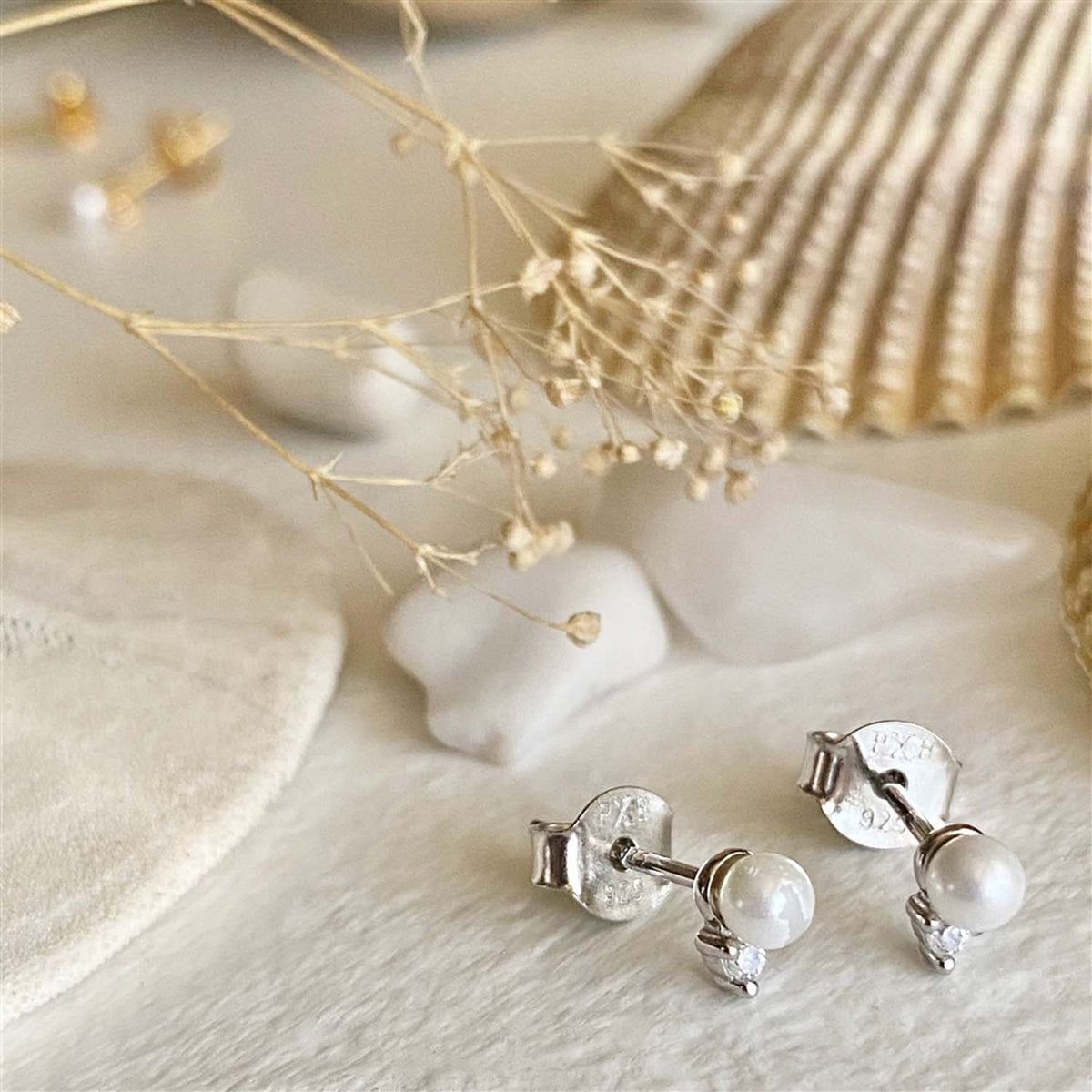 PIKA & BEAR Coyo - Dainty Pearl and Rhinestone Stud Earrings