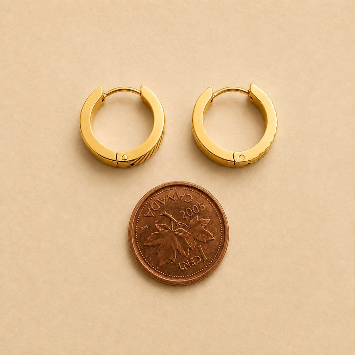 PIKA & BEAR - Artemis - Chevron Pattern Hoop Earrings - Gold
