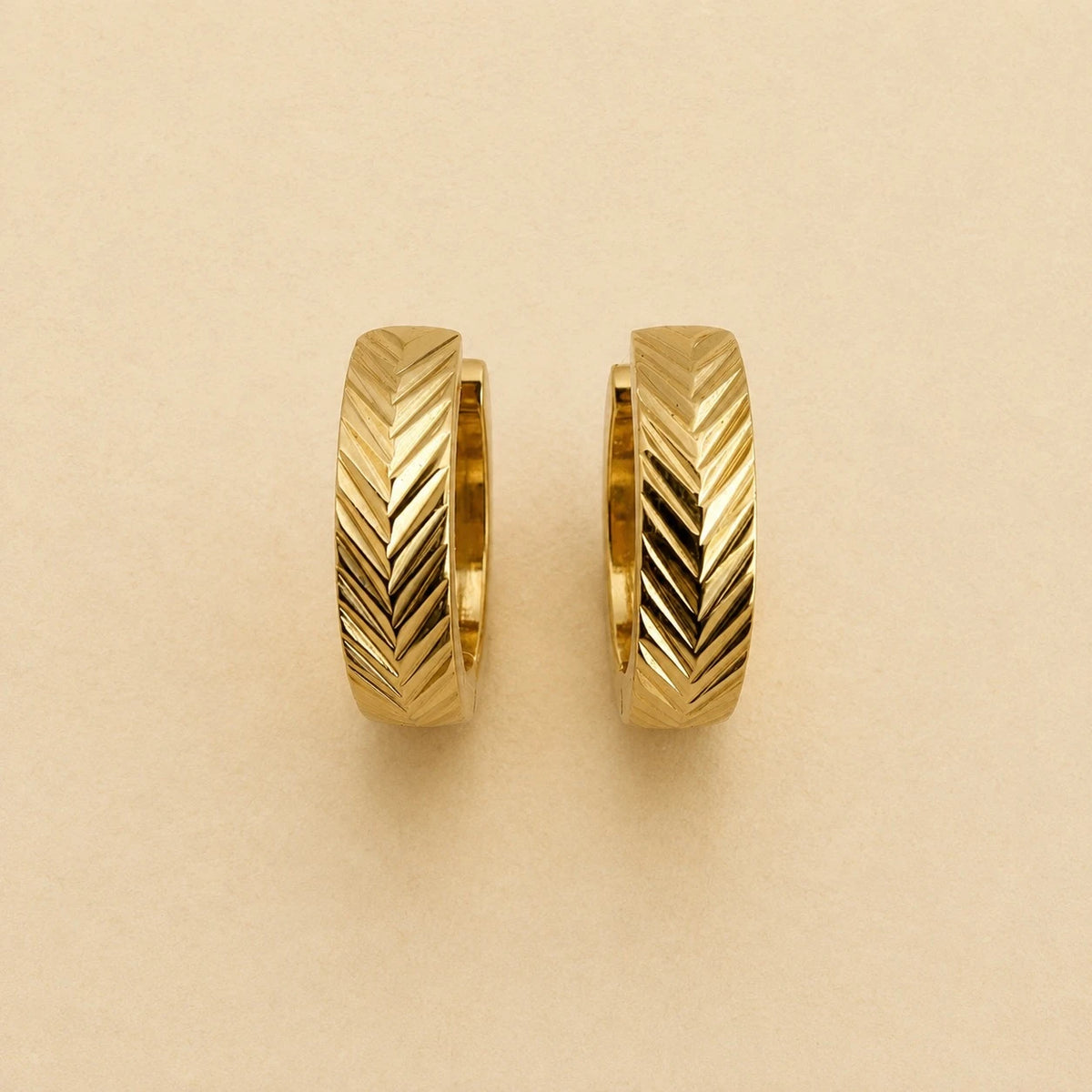 PIKA & BEAR - Artemis - Chevron Pattern Hoop Earrings - Gold