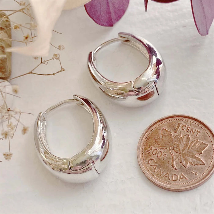 PIKA & BEAR - Bjorn - Oblong Hinge Hoop Earrings - Silver
