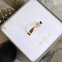 PIKA & BEAR - Moebius - Twisted Band Ring - Gold